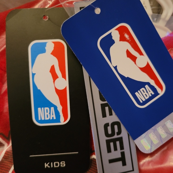 CELTICS HOODIE - Picture 2 of 2